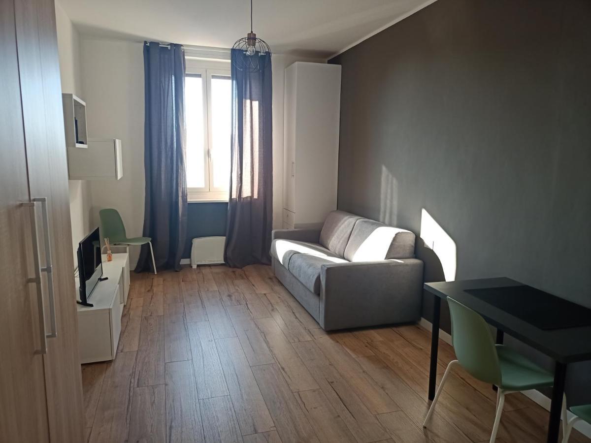Tiny Bengasi Apartment Turin Exterior photo